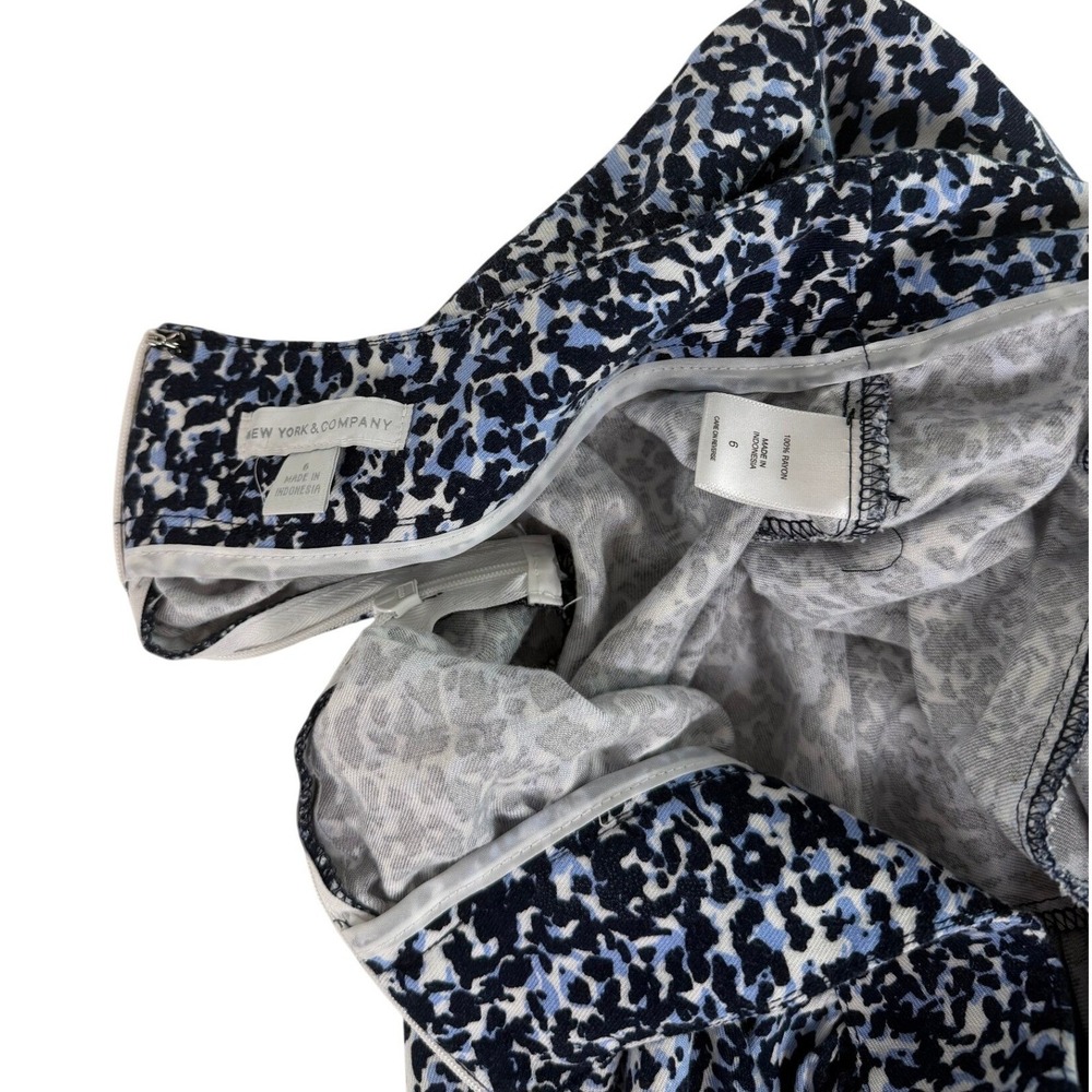 New York & Company Rayon Blue Abstract Print A-Line Mini Skirt Women's Size 6 - Picture 5 of 6